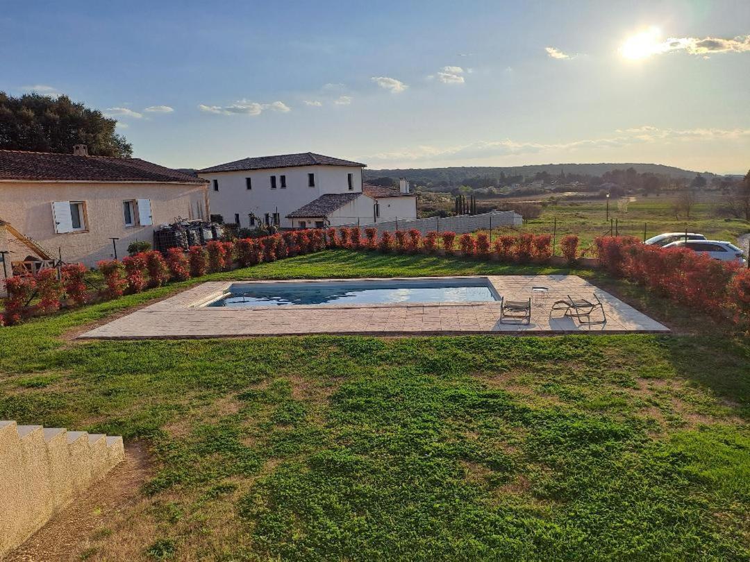 Villa Familiale Avec Piscine, Jardin A 10 Mn D'Uzes Flaux エクステリア 写真